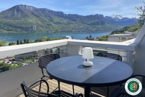 Annecy Lake, Luxury top floor apartment - LLA Selections by Location Lac Annecy